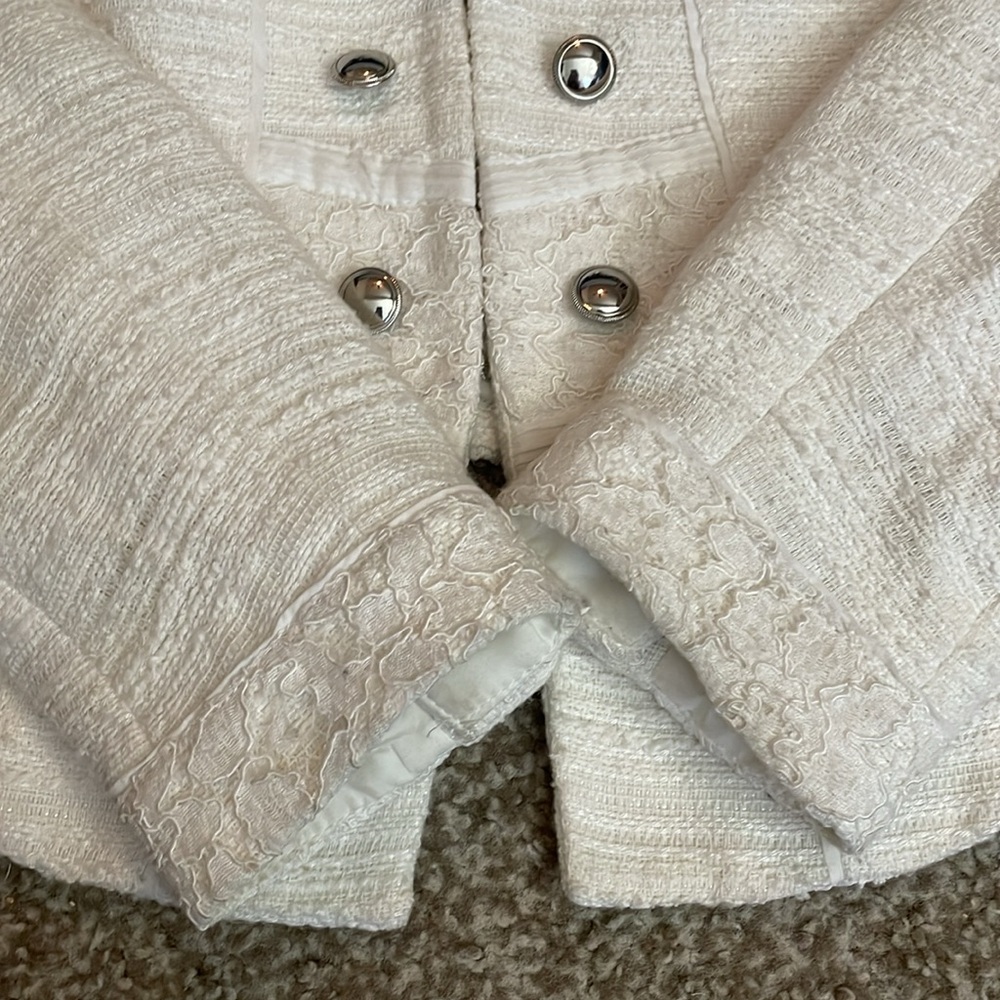 White House Black Market Textured White Blazer - Picture 3 of 8